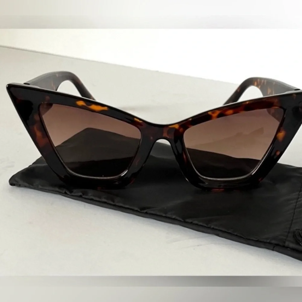 Cat Eye Sunglasses Leopard Frame Oversized Vintage Retro Tortoise Brown Black